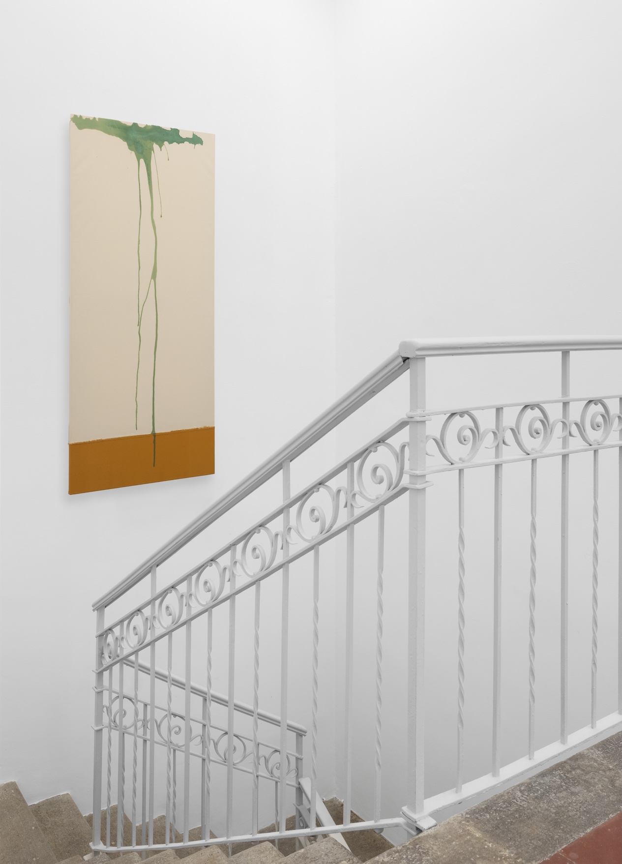 Buhlebezwe Siwani, uYana umhlaba, painting in stairs, Consonni Radziszewski Milan